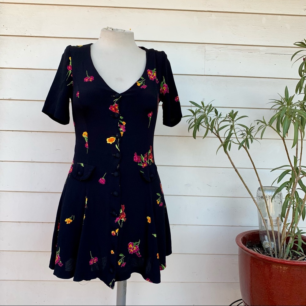 Vintage Betsey Johnson 90 2000 y2K Babydoll Rayon Floral Button Mini Slip Dress